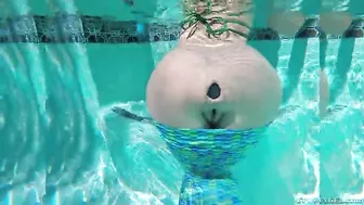 Underwater anal fun of sexy mermaid Adriana Chechik