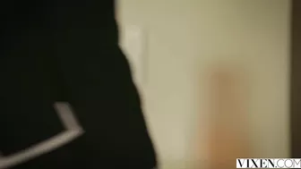 Blonde stepdaughter provokes man to spank and analyze her