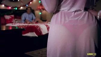 Grinch tries to steal Christmas but everything turns into sex thanks to Cherie Deville and Chloe Couture