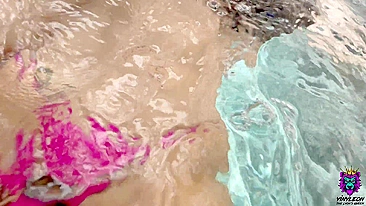 Bottomless goddess knows how to satisfy XXX stick of sister's hubby