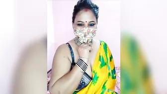 Super sexy chubby Desi aunty full nude show XXX indian porn