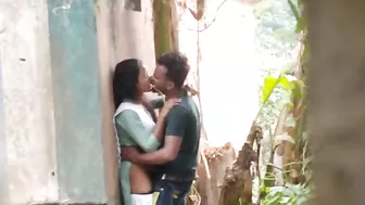 Slutty Desi wife cheats with husband's boss in the outdoors, Indian porn