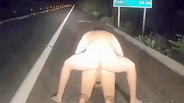 Daring highway Desi sex video looks far beyond the limits, indian porn
