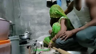 Desi Indian sister-in-law was making roti in the kitchen, devar fuck her