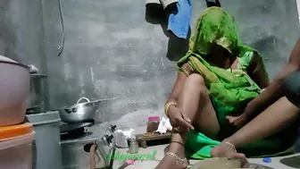 Desi Indian sister-in-law was making roti in the kitchen, devar fuck her