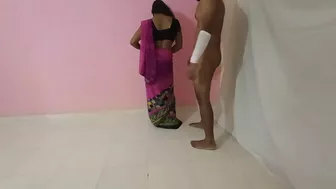Indian sister-in-law takes off sari and gets drilled in empty studio Indian sister-in-law takes off sari and gets drilled in empty studio