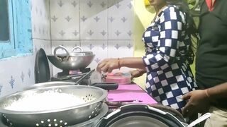 Mature Desi man nicely fucks obedient Bhabhi right in the kitchen