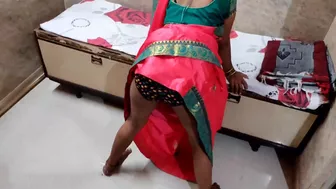 Unsatisfied Bhabhi enjoys so desired chudai with her handsome lover