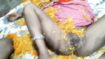 Honeymoon begins for amateur Indian couple with fantastic chudai