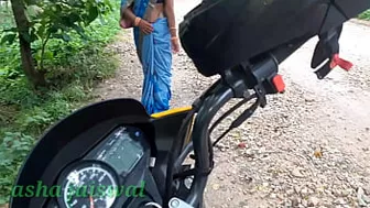 Indian guy on scooter helps aunty who permits him to drill her cunny