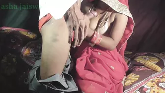 Bhabhi celebrates honeymoon by having chudai with devoted lover