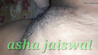 Real Indian porn video of Desi aunty having her trimmed cunny banged