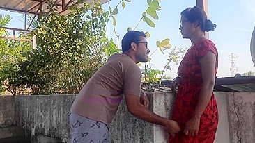 Smart Desi cutie pays rent by having chudai with impudent landlord