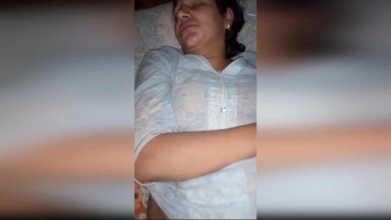 Son shows his mom's pussy while she sleeps, INDIAN video leaked online |  AREA51.PORN