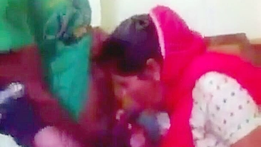 Penniless Indian Aunty Sucking Cock A Rich Nephew For Cash Leak Porn
