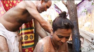 Young Indian Bhabhi lets Devar bathe her body