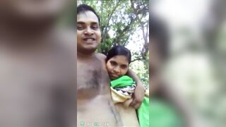 Desi brother finger mischievous sister’s pussy in outdoor - MMs porn