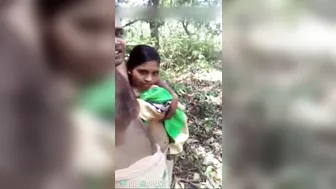 Desi brother finger mischievous sister’s pussy in outdoor - MMs porn