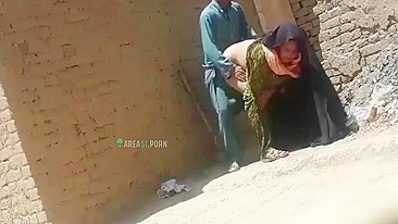 Lover waits for Indian bhabhi to fuck by the wall in the caught video