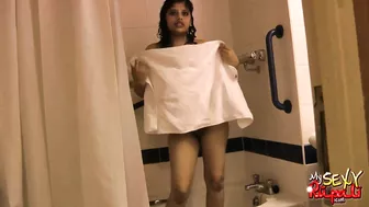 NuFlix Vids: Big Breasted Rupali Bhabhi In Shower