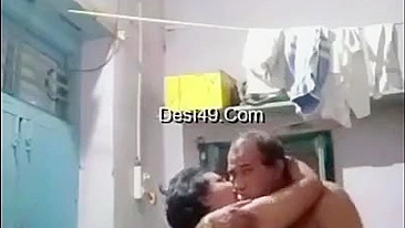 Poor vIllage bhabhi fucking her boss in the stock, indian porn