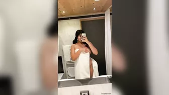 Bored Nri girl nude selfie she shows boobs and pussy, leaked indian sex