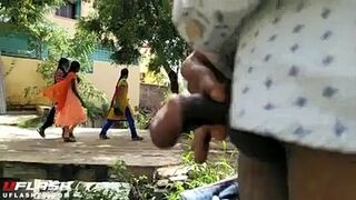 Local dude flashing cock to indian village girls. Scandal Desi MMs video