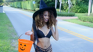 Curly-haired Ebony minx drilled with big XXX bulge on Halloween