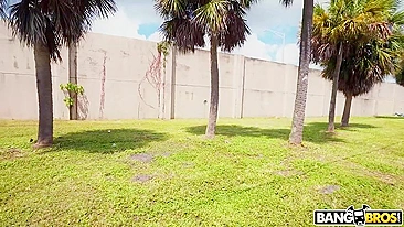 Naked cock of XXX size makes skinny happy but soon she is kicked out