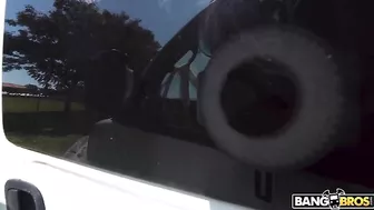 Gonzo XXX actor fucks the road whore and drops her off in the nude