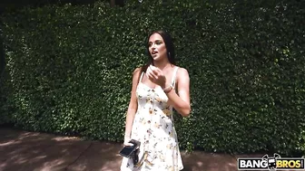 Girl in dress has weakness for XXX adventures so she gets into van