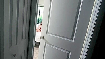 Neighbor enters room to take part in the skinny's XXX masturbation