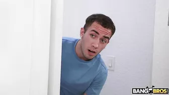 Big-boobied MILF Lolly Dames catches XXX perverted stepson spying