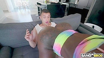 Stepson gives XXX cunnilingus to black mom who puts ass on his face