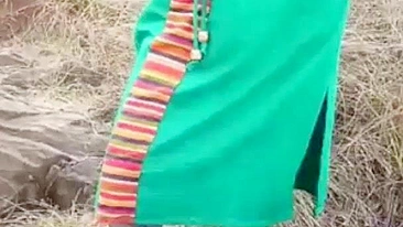 Guy walks in the field and films caught video of Indian lovers
