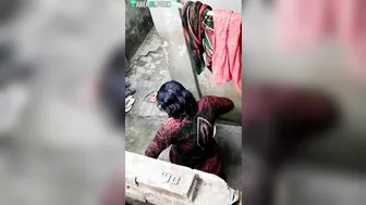 New camera helps Indian voyeur film caught video of neighbor girl New camera helps Indian voyeur film caught video of neighbor girl