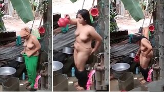 Bodacious Indian woman takes a bath in the amateur caught video