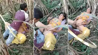 Unfaithful Indian wife and lover go outside to film caught video