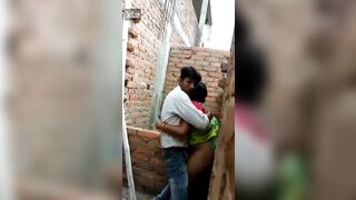 Man fucks Indian slut by brick wall and stops when they are caught