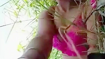 Nice Indian couple films caught video to upload it to a porn site