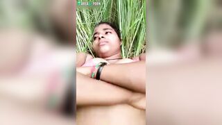 Aunty with nose piercing hopes that nobody will watch caught Indian video