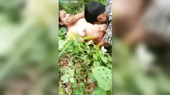 Whorish Indian girl has sex without knowing that she will be caught Whorish Indian girl has sex without knowing that she will be caught