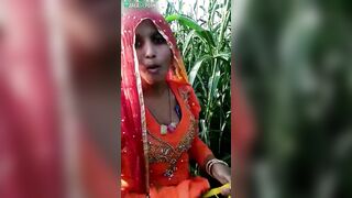 Caught video where Indian aunty is going to masturbate in cornfield