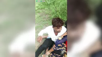 Indian lovers have sex in the fresh air and they are caught by stranger