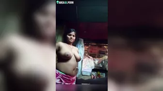 Beautiful Indian webcam model exposes big tits in the caught video Beautiful Indian webcam model exposes big tits in the caught video