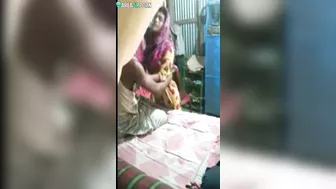 Unsuspecting Indian lovers become main heroes of the caught video Unsuspecting Indian lovers become main heroes of the caught video