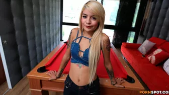 Skinny Colombian gal drilled with agent's XXX penis on red couch Skinny Colombian gal drilled with agent's XXX penis on red couch