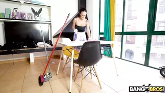 Spanish girl is here to clean brother's house and serve XXX pepper