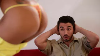 Bodacious wench impresses stepbrother with fantastic XXX coupling