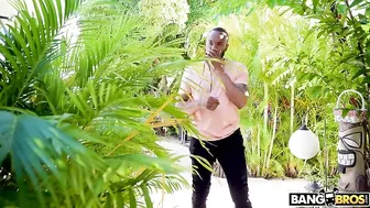 Silly blonde XXX mom is sucking giant black cock poolside